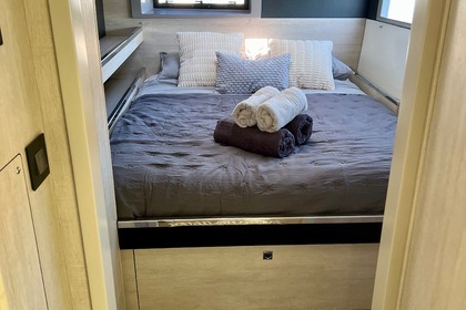 Luxury Cruising Catamaran  – based in Paralio Astros