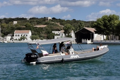 Hyra båt RIB-båt BWA 28 GT Mahón