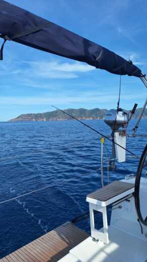 Cugnana Verde Sailboat Beneteau Oceanis 37.1 alt tag text