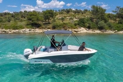 Hire Boat without licence  Compass 168 cc Halkidiki