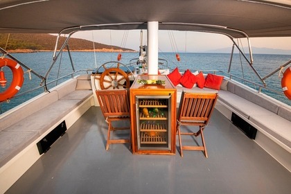 Verhuur Zeilboot Custom Made Bodrum Queen Bodrum
