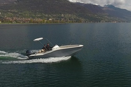 Location Bateau à moteur Clear Liner Libra 23 Dongo