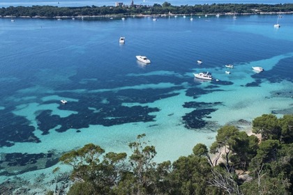 Discover the Lérins Islands and the Bay of Cannes by Private Boat