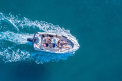 Quicksilver 555 Commander