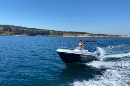 Discover the coast of Girona in a Marinello motorb
