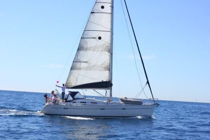 Charter Sailboat Beneteau Oceanis 393 Clipper Marseille