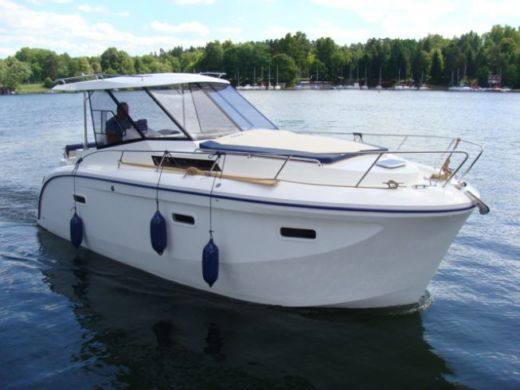 Аренда Futura 860 в Гижицко - Click&BoatЧастная аренда яхт с «Click&Boat»Частная аренда яхт с «Click&Boat»