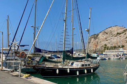 ALQUILER DIARIO - DAY CHARTER Velero exclusivo de 11 metros - ENDURANCE 35 en GARRAF-SITGES