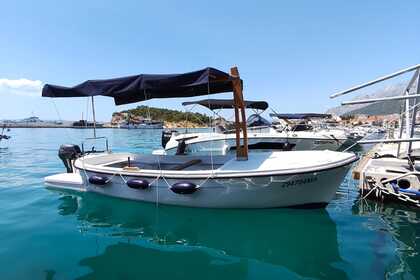 Noleggio Barca senza patente  Betina Betina 490 Macarsca
