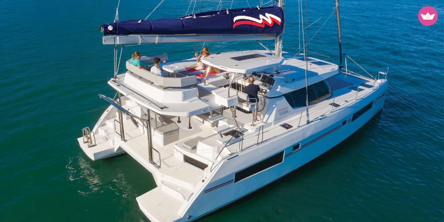 Catamaran Moorings 4500L 13m