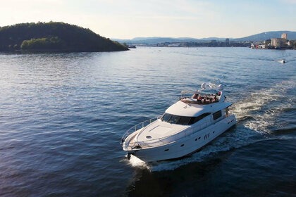 Hyra båt Motorbåt PRINCESS 23M Oslo