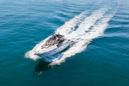 Hire Motorboat Sunseeker Portofino 46 Vilamoura