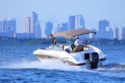 Rental Motorboat Hurricane 24 Miami