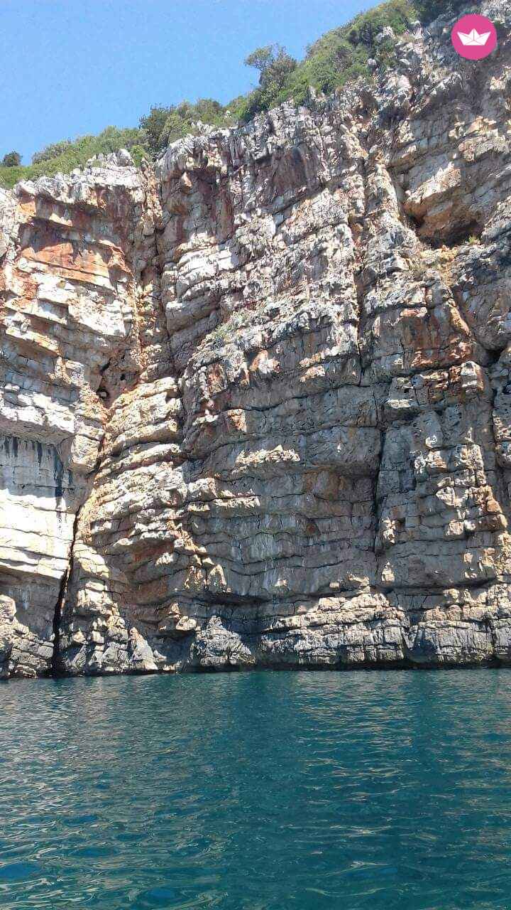 Motorboat Kvarnerplastika Adria for hire