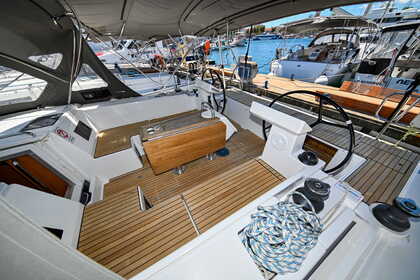 Hyra båt Segelbåt Bavaria Bavaria C45 Zadar