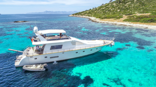 Аренда Custom Built Motor Yacht в Бодрум - Click&BoatЧастная аренда яхт с «Click&Boat»