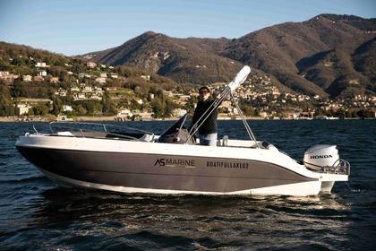 SELF DRIVE BOAT on LAKE COMO