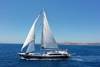 Charter Gulet Custom Sailing Yacht Bodrum