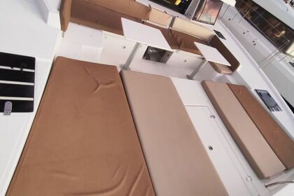 Bali 4.5 with Watermaker