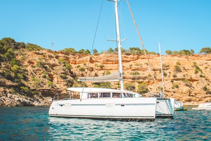 Rental Catamaran Lagoon Lagoon 400 Ibiza