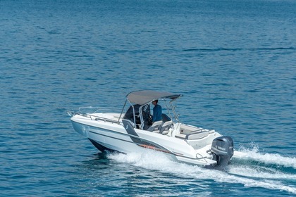 Rental Motorboat BENETEAU Flyer 7.7 Spacedeck Split