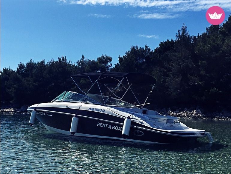 Four Winns 230 Horizon in Zadar for hire