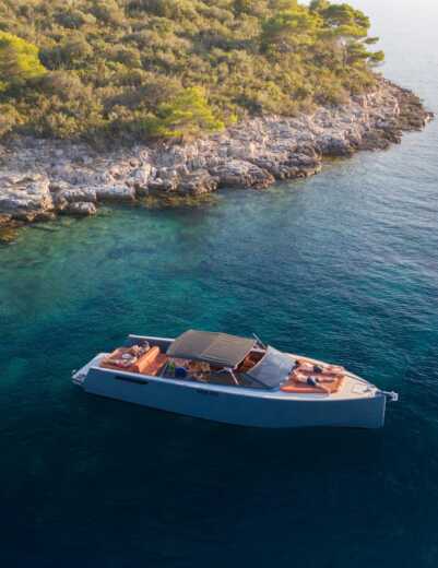 Motorboat Axiom VanDutch 45′ Colnago 45 Planta da embarcação