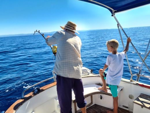 Motorboat Luhrs 27 Big game Fishing Plano del barco