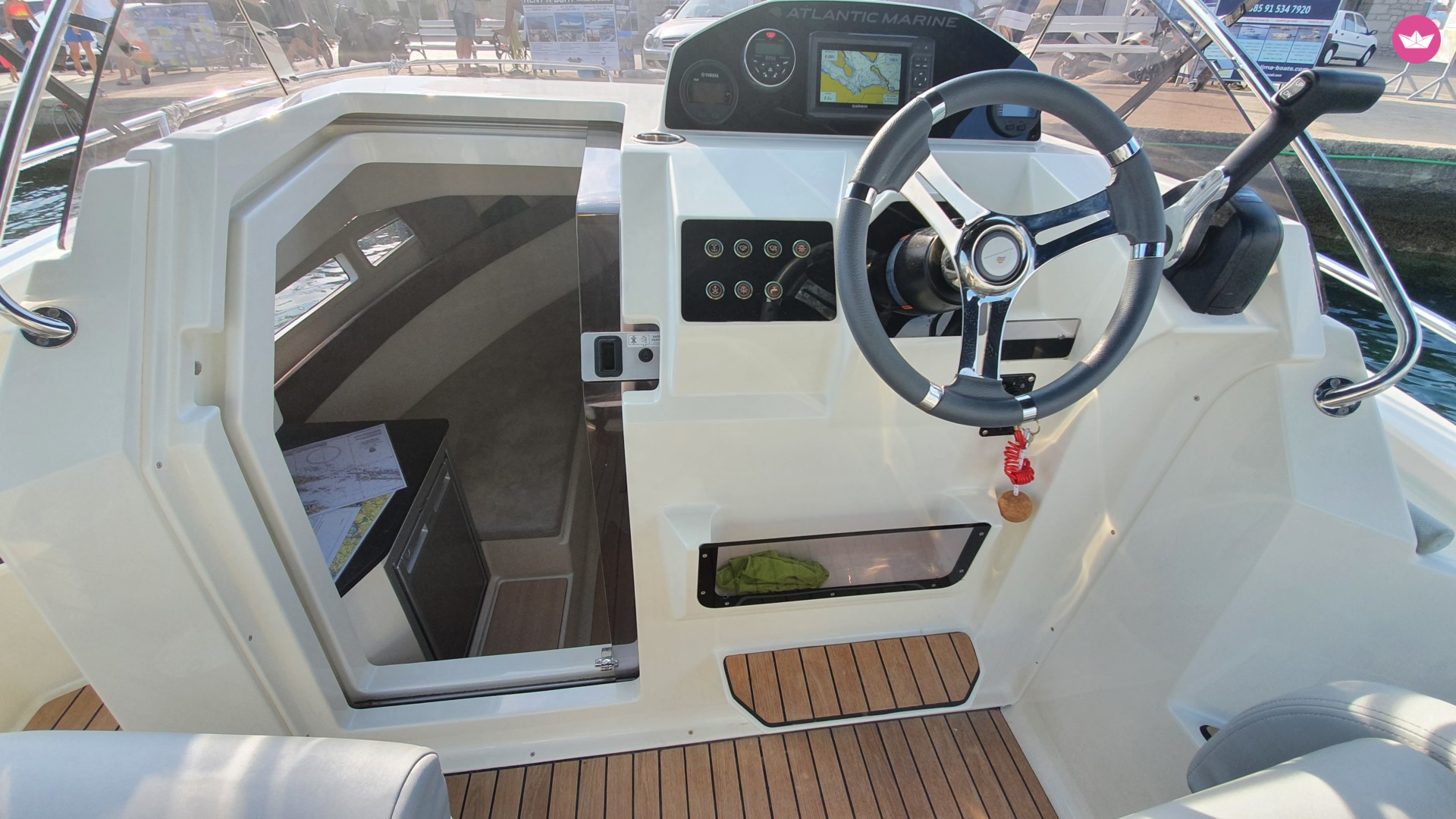 Bateau à moteur Atlantic marine Sun Cruiser 690 225cv 7