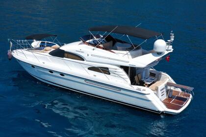 Location Yacht Fairline 55 luxury motor yacht 2002 Göcek