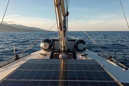 Salida en velero/curso de vela con patrón