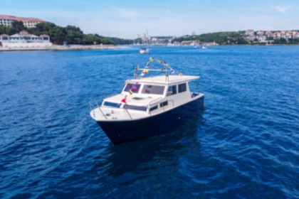Charter Motorboat Comant Frajla Pula