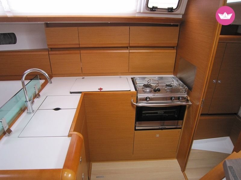 Charter Sailboat Jeanneau Sun Odyssey 449 Athens