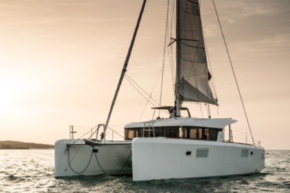 Rental Catamaran LAGOON 39 Muscat