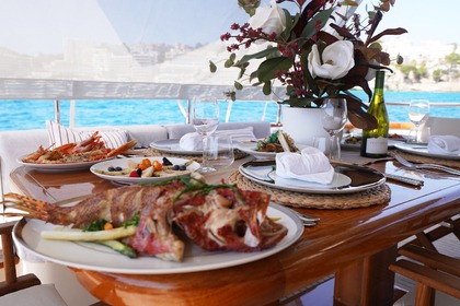 FALCON 86 "M/Y GEORG I"