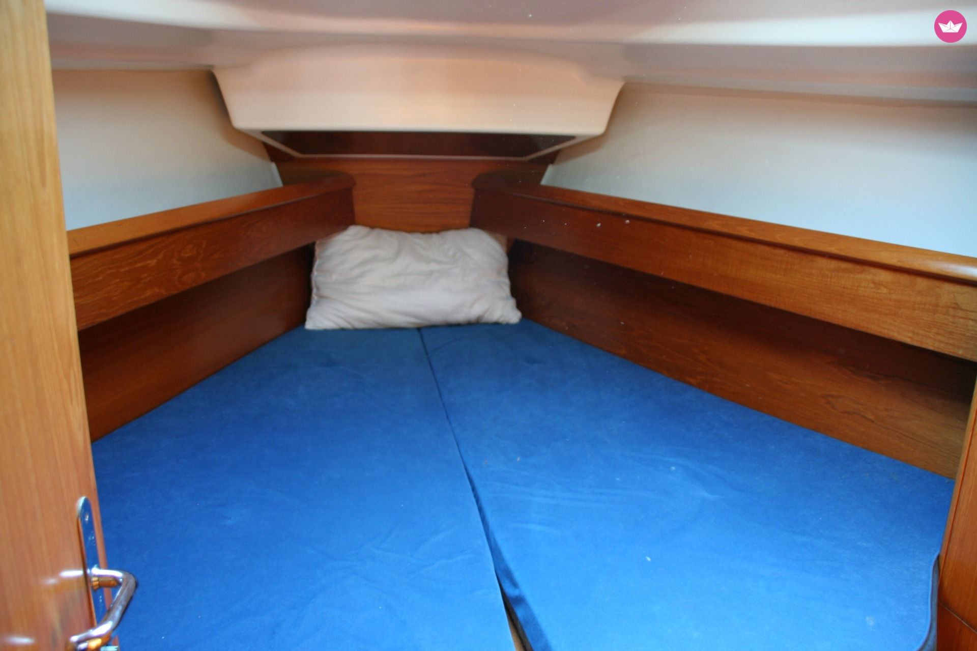 Charter Sailboat Jeanneau Sun Odyssey 37 Ibiza