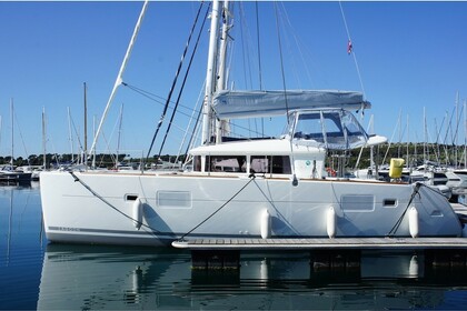 Charter Catamaran LAGOON LAGOON 400 Šibenik
