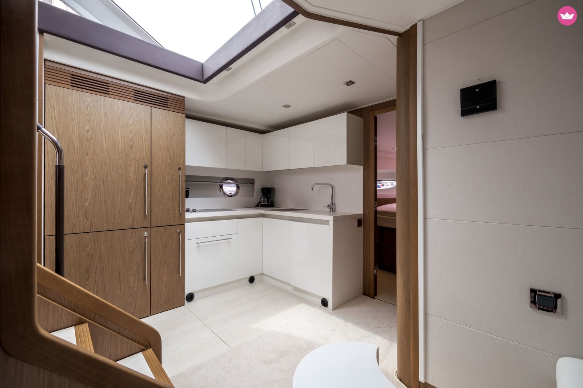 Charter Motorboat Beneteau Gran Turismo Gt 49 Fly Saint-Tropez
