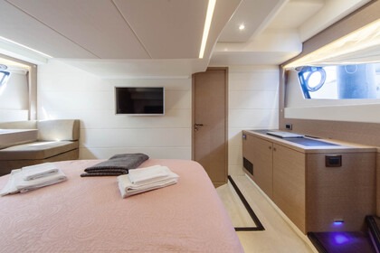 Prestige 500 Fly – Luxury Yacht Charter with Captain | Portofino & Cinque Terre