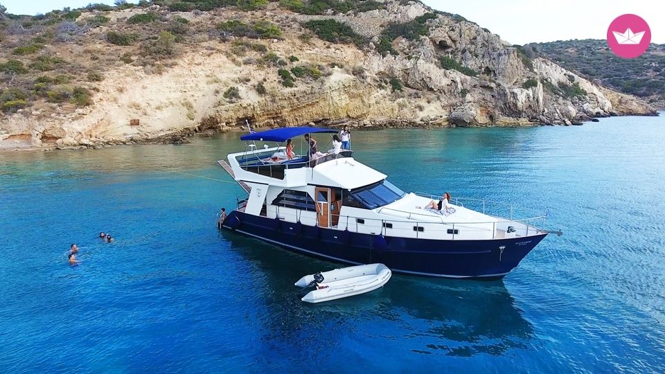 Motorboat Wave Runner 50 for hire