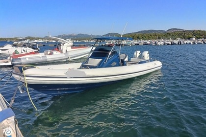 Hire RIB Led Led 33 Porto Pozzo