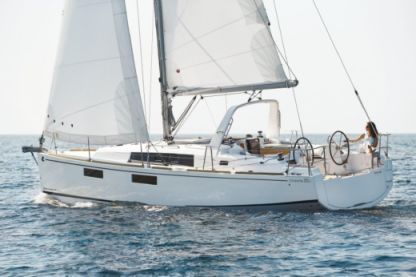 Charter Sailboat Beneteau Oceanis 351 Furnari