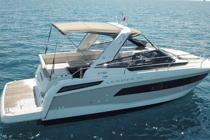 Location Bateau à moteur Jeanneau Leader 30 Golfe Juan