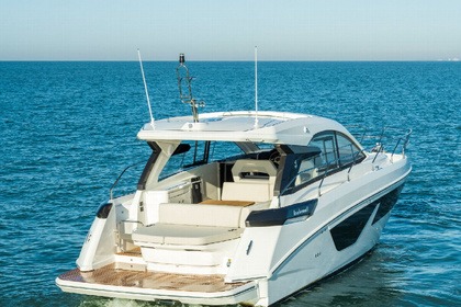 Charter Motorboat BENETEAU GRAN TURISMO 41 Cogolin