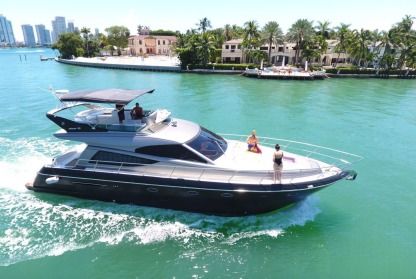 Rental Motorboat Uniesse 53' Miami