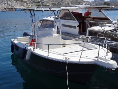 Miete Motorboot Kelt White Shark 225 Marseille