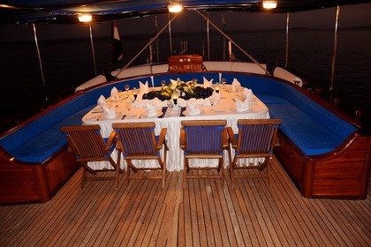 **Sinai Dream – Evening Dinner Cruise & Celebration Party**