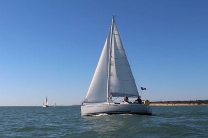 Аренда Парусная яхта Beneteau First 25.7 Ля-Рошель