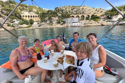 Miete Motorboot Beneteau flyer 750 sundeck Carry-le-Rouet