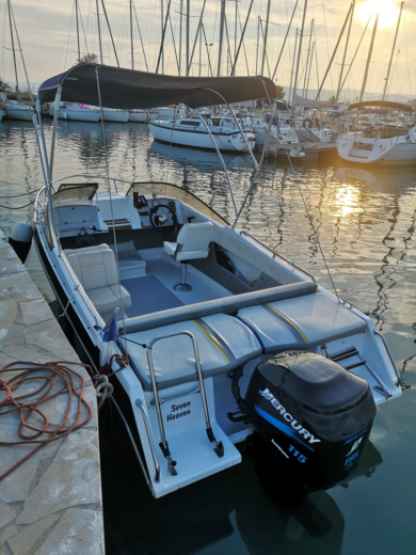 Charter Motorboat Rocca Cougar Mandelieu-La Napoule